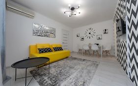 Flat 24 On Lesi Ukrainki 12 With 1 Bedroom