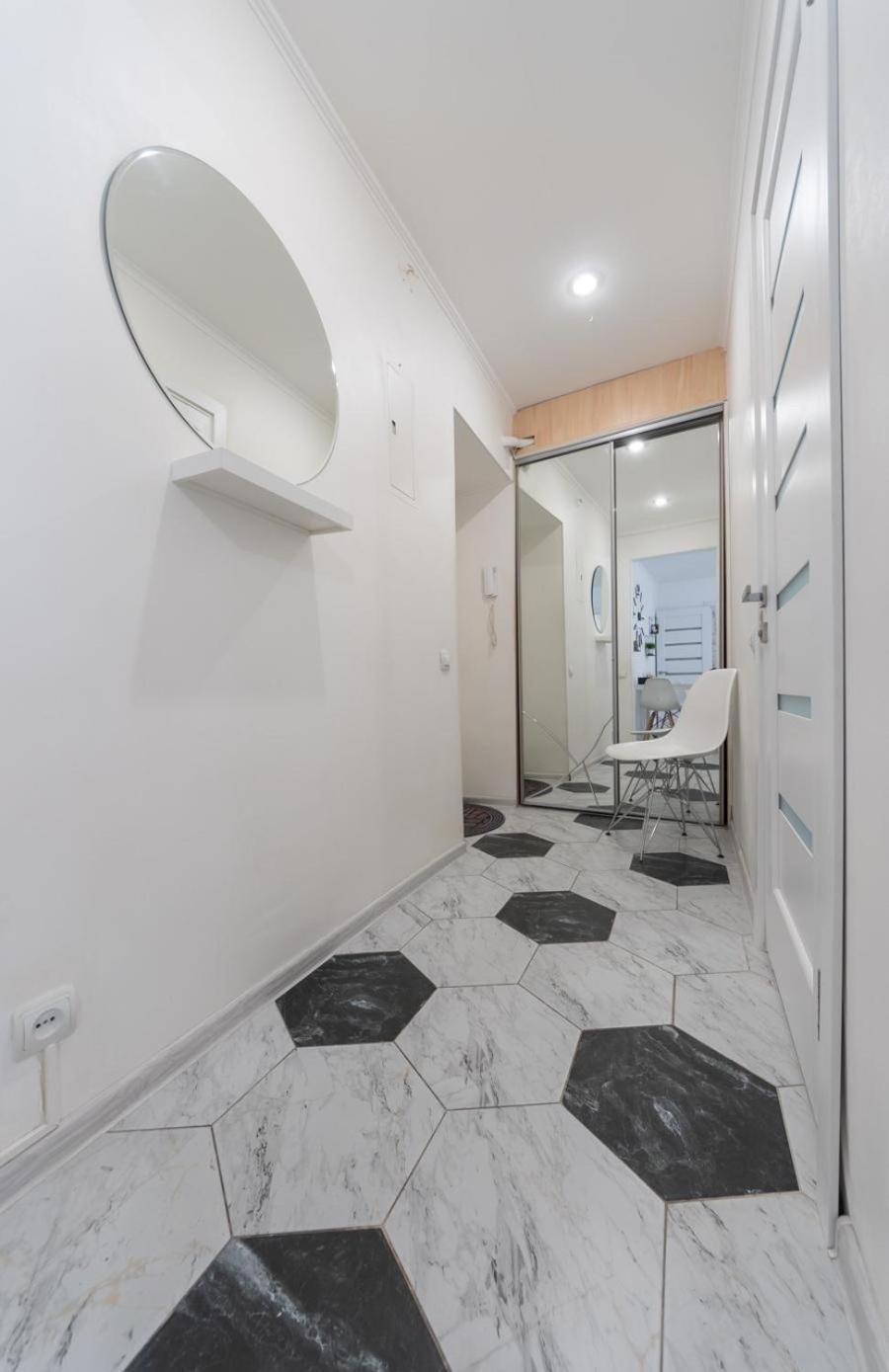 Flat 24 On Lesi Ukrainki 12 With 1 Bedroom Київ Екстер'єр фото